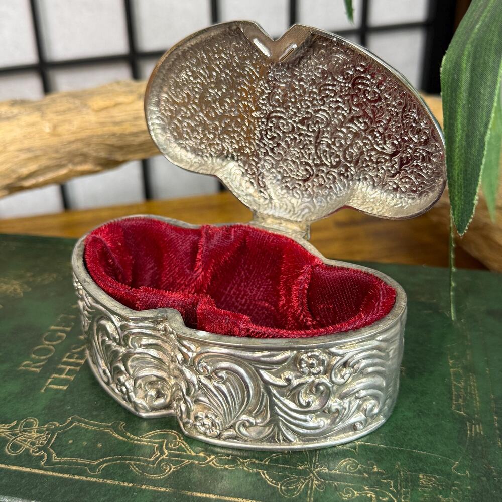 Vintage Silver Plated Double Heart Ornate Trinket Jewelry Box